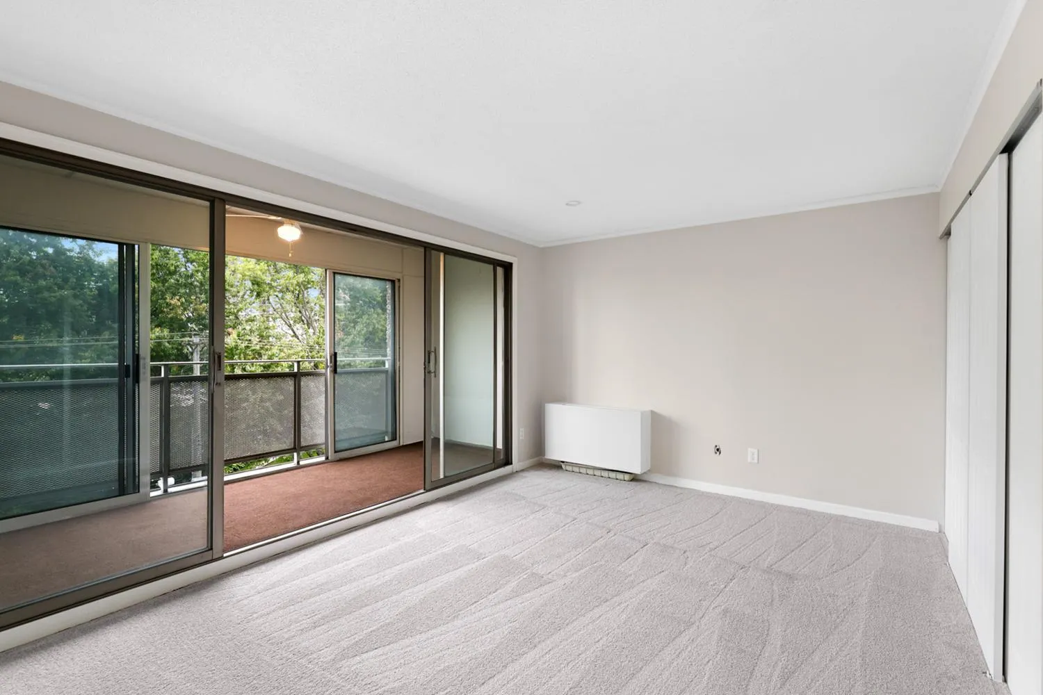 Photo 13 of 6450 York S Avenue Unit 501