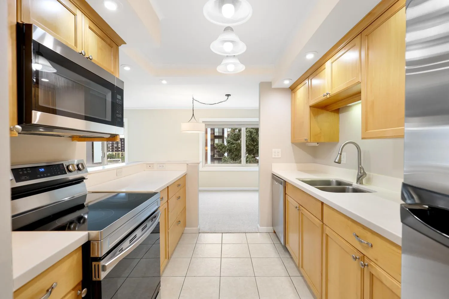 Photo 9 of 6450 York S Avenue Unit 501