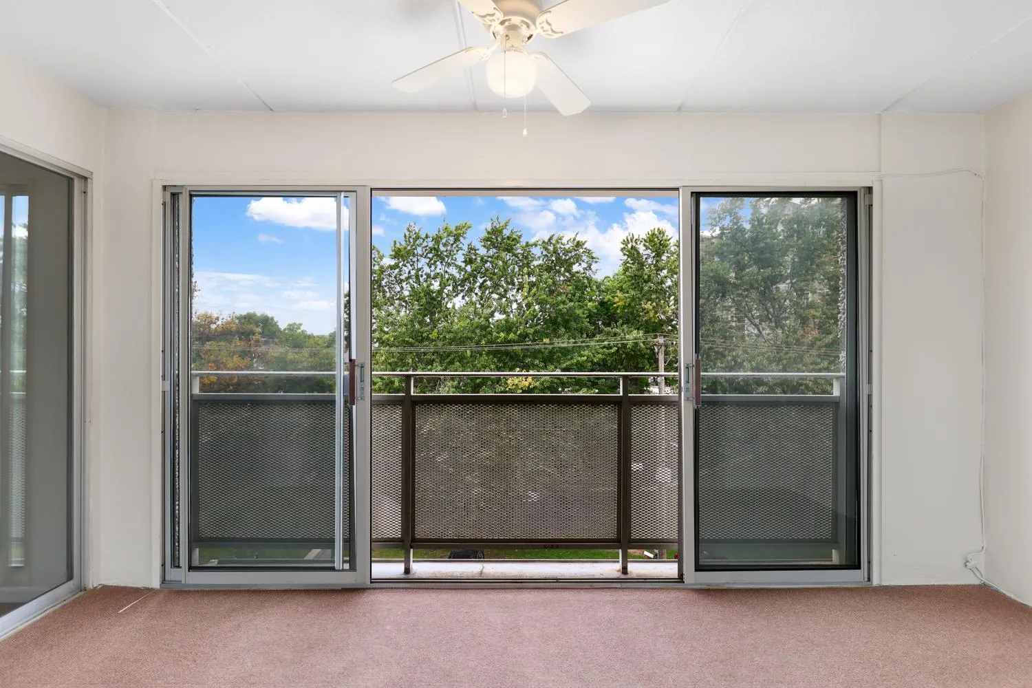 Photo 16 of 6450 York S Avenue Unit 501