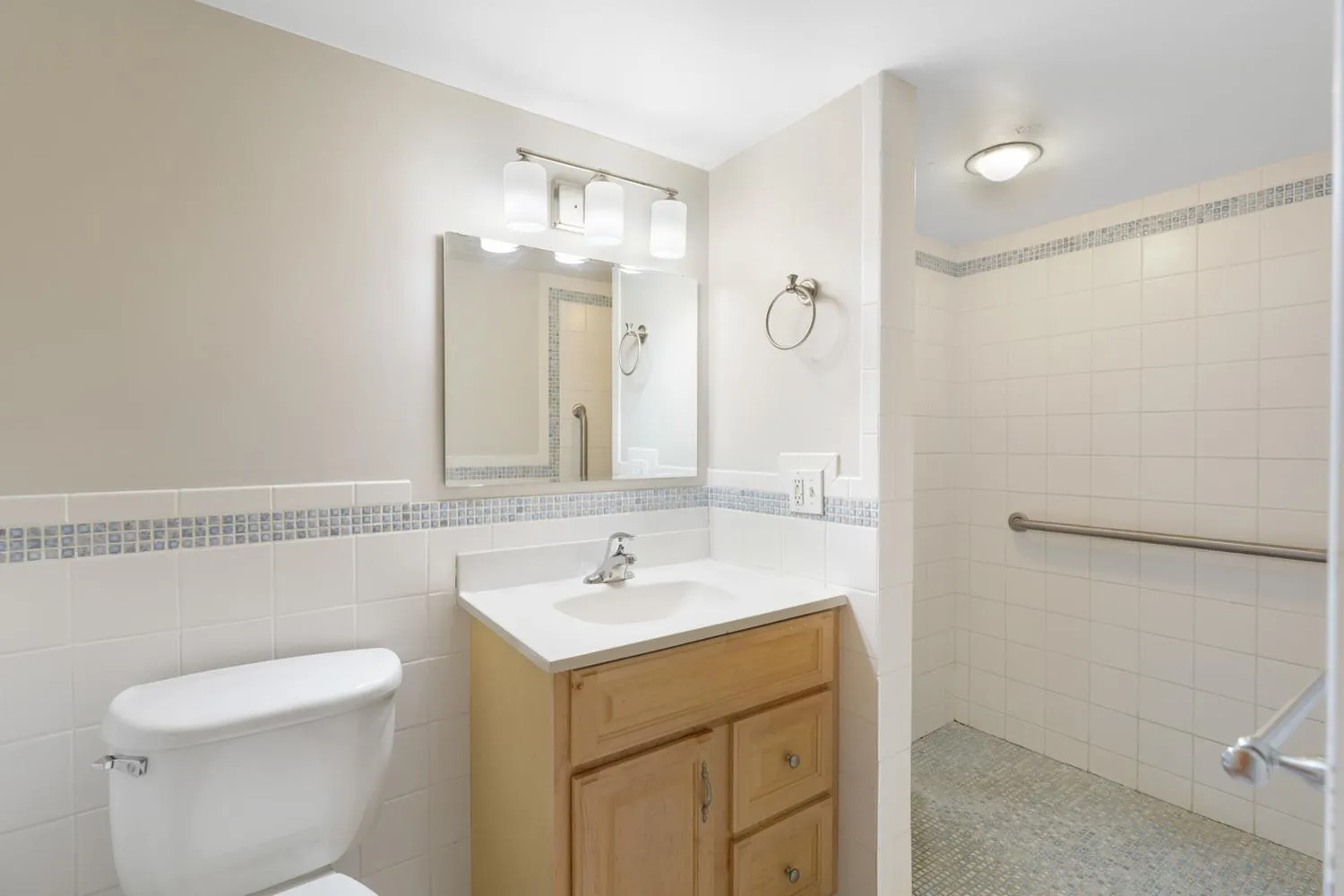 Photo 20 of 6450 York S Avenue Unit 501