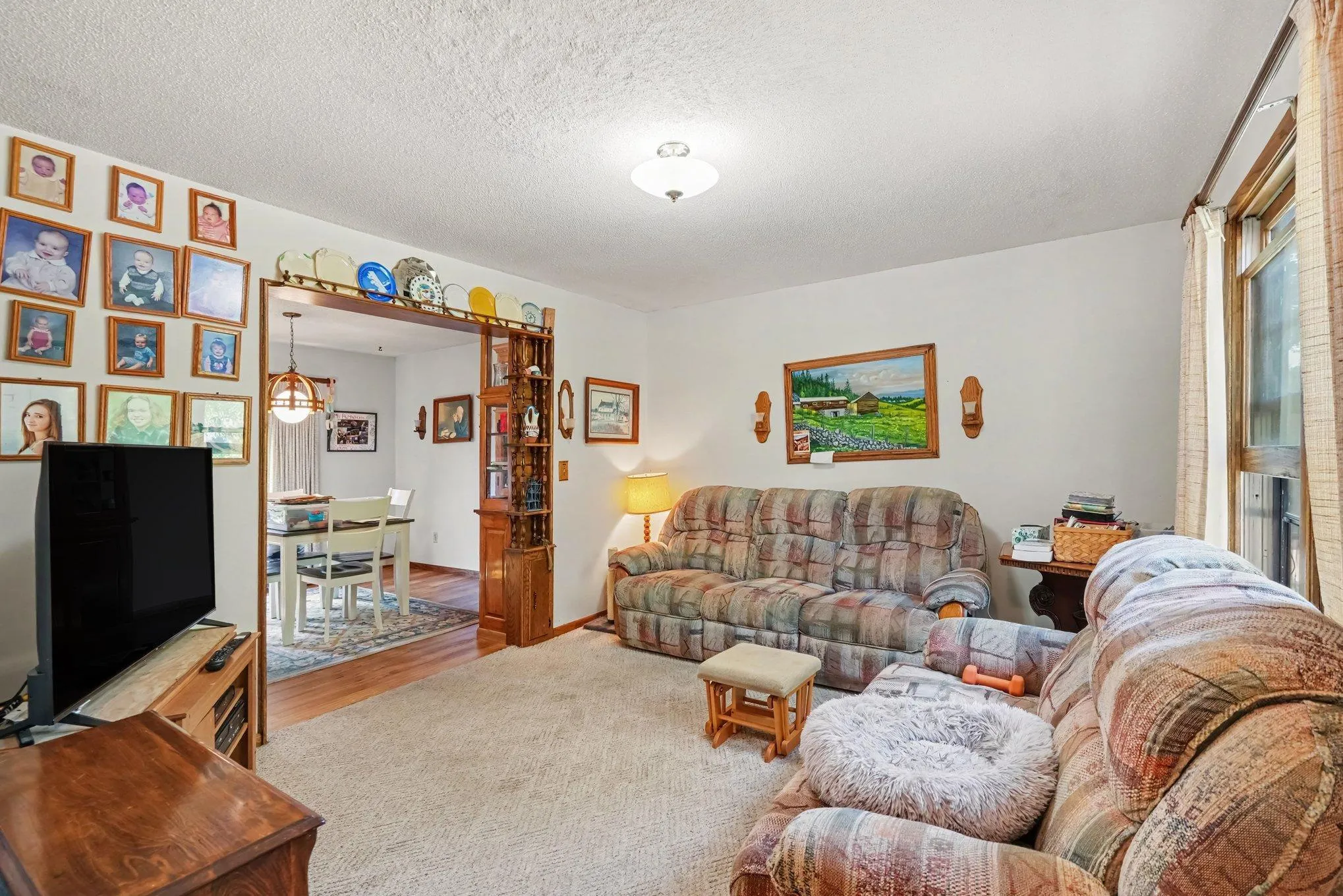 Photo 6 of 12612 Scharber Street