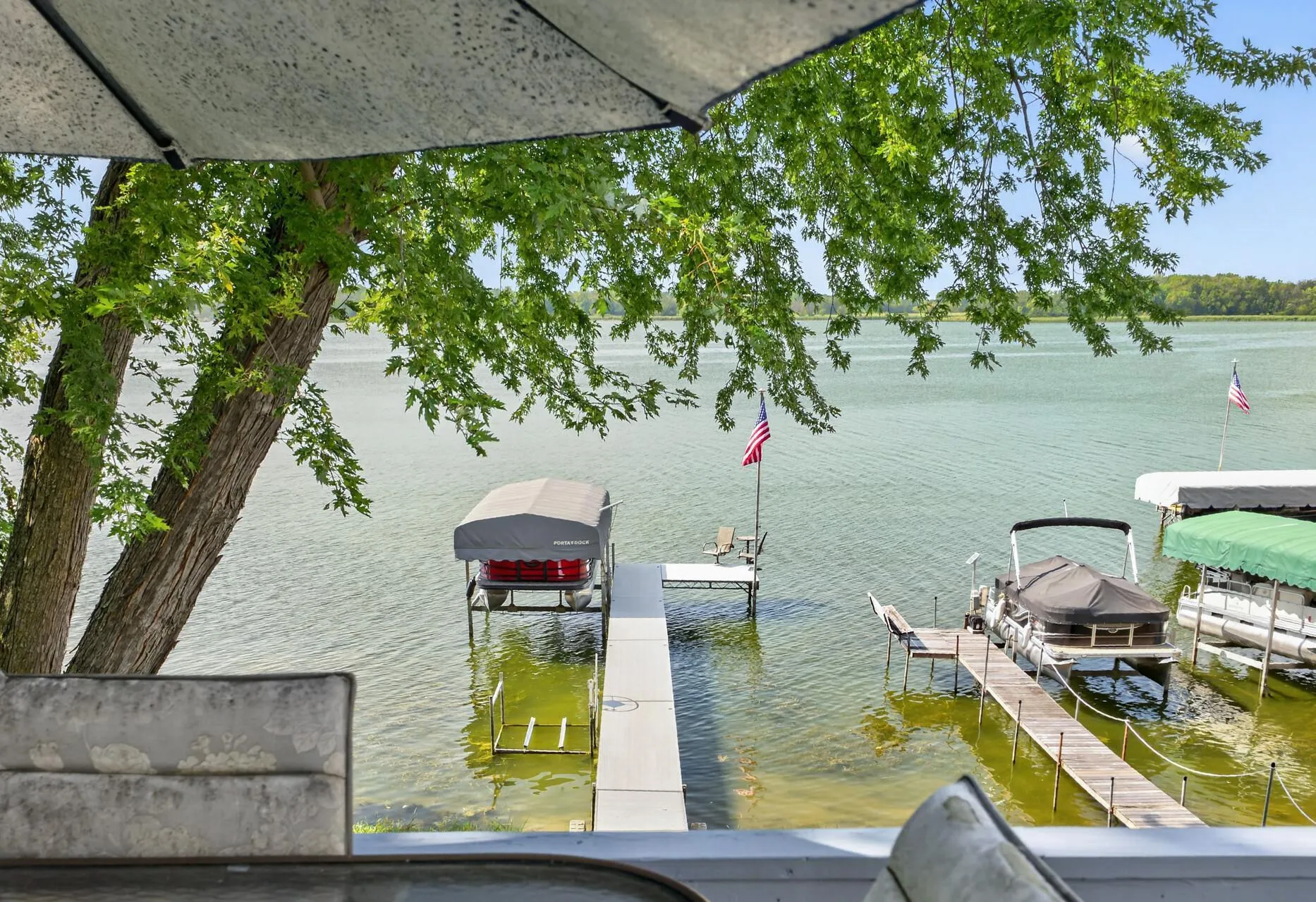 Photo 56 of 2937 Lake Shore Avenue