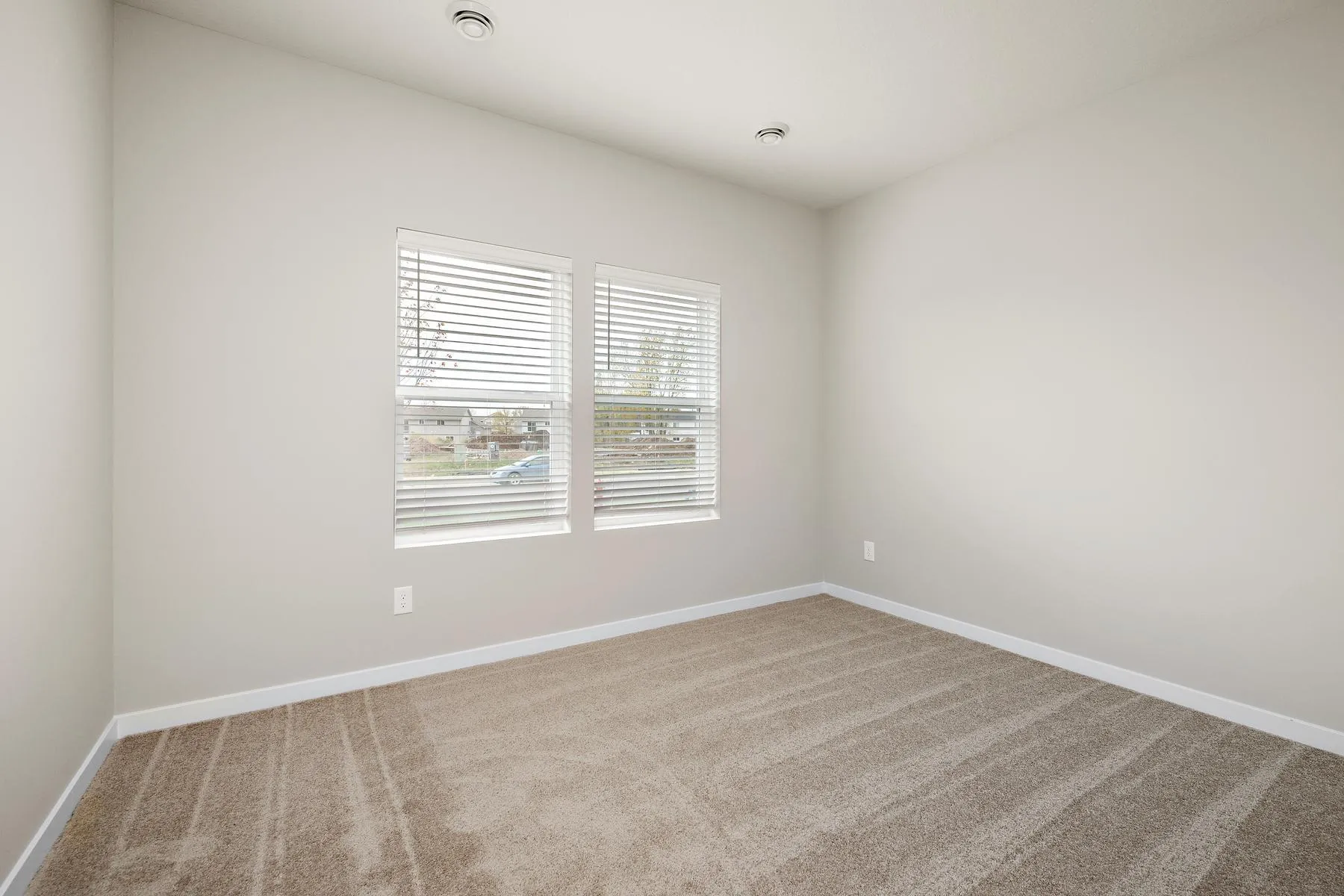 Photo 10 of 7701 Birch Street