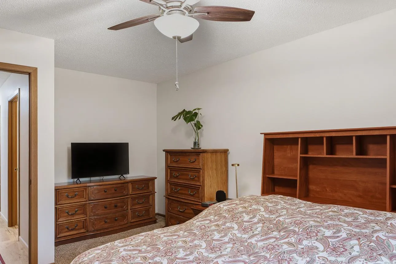 Photo 11 of 835 Cedar Court Unit 9c