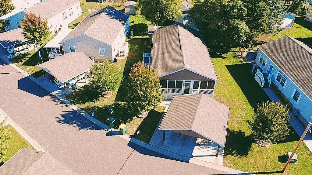 Photo 31 of 2200 Black Pine Drive