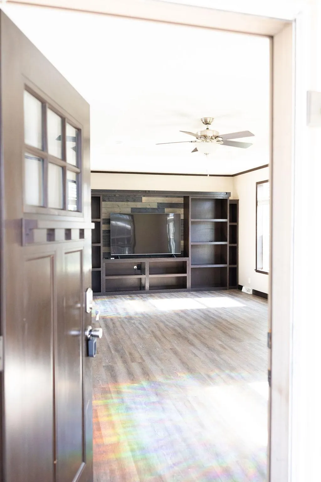 Photo 4 of 2200 Black Pine Drive