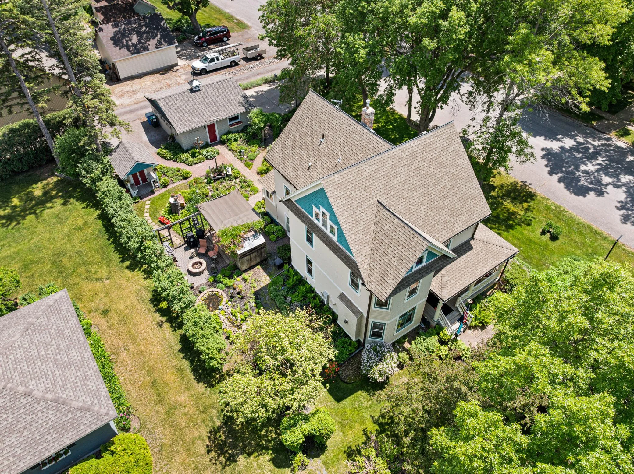 Photo 62 of 312 7th S Avenue