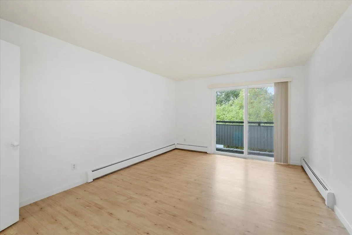 Photo 17 of 13709 Nicollet Avenue Unit 301