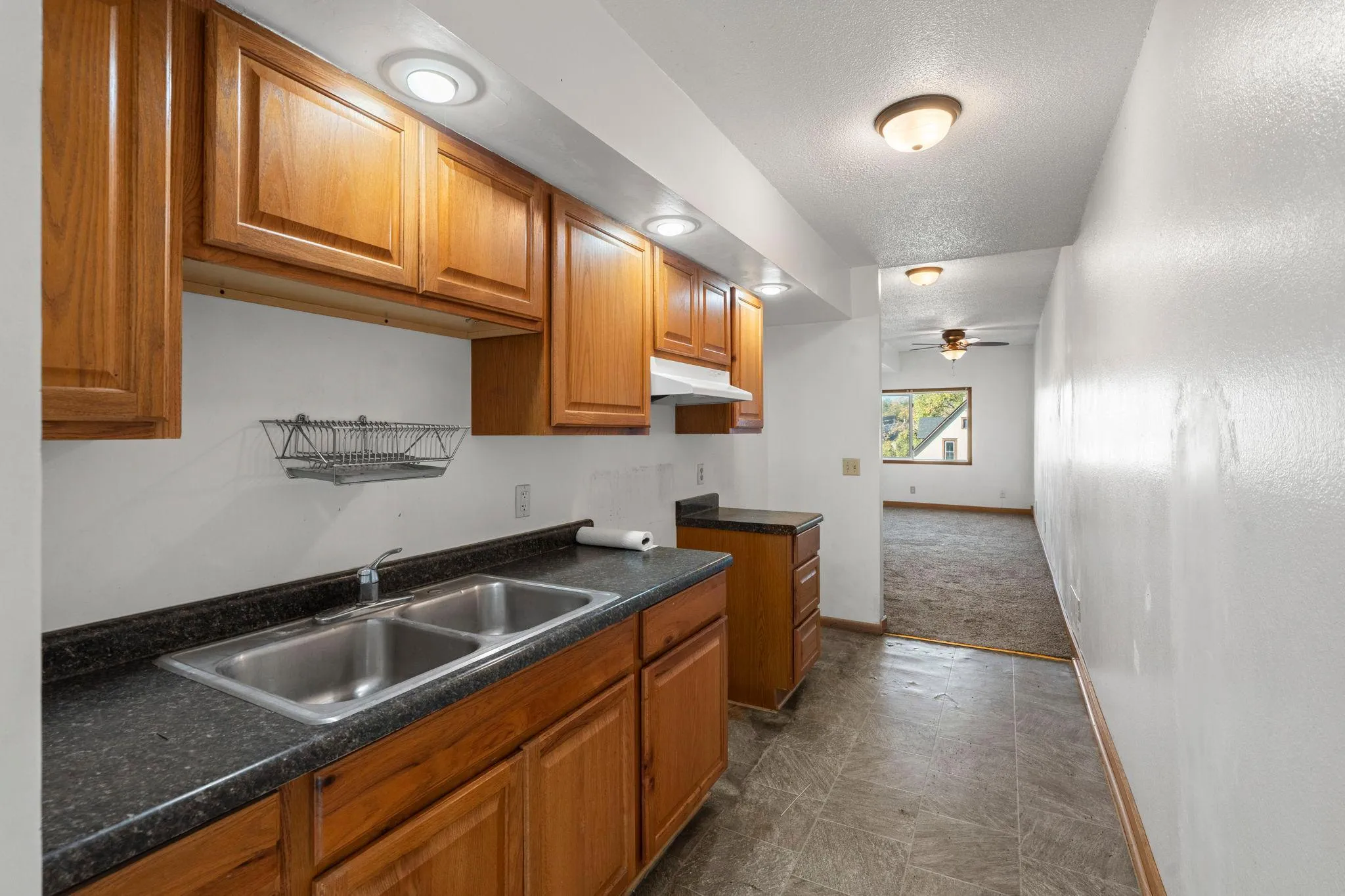Photo 7 of 1066 Ross Avenue