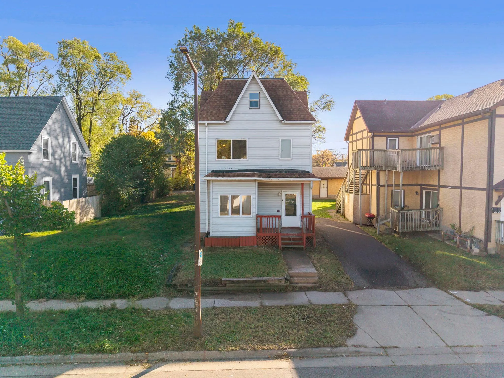 Photo 42 of 1066 Ross Avenue
