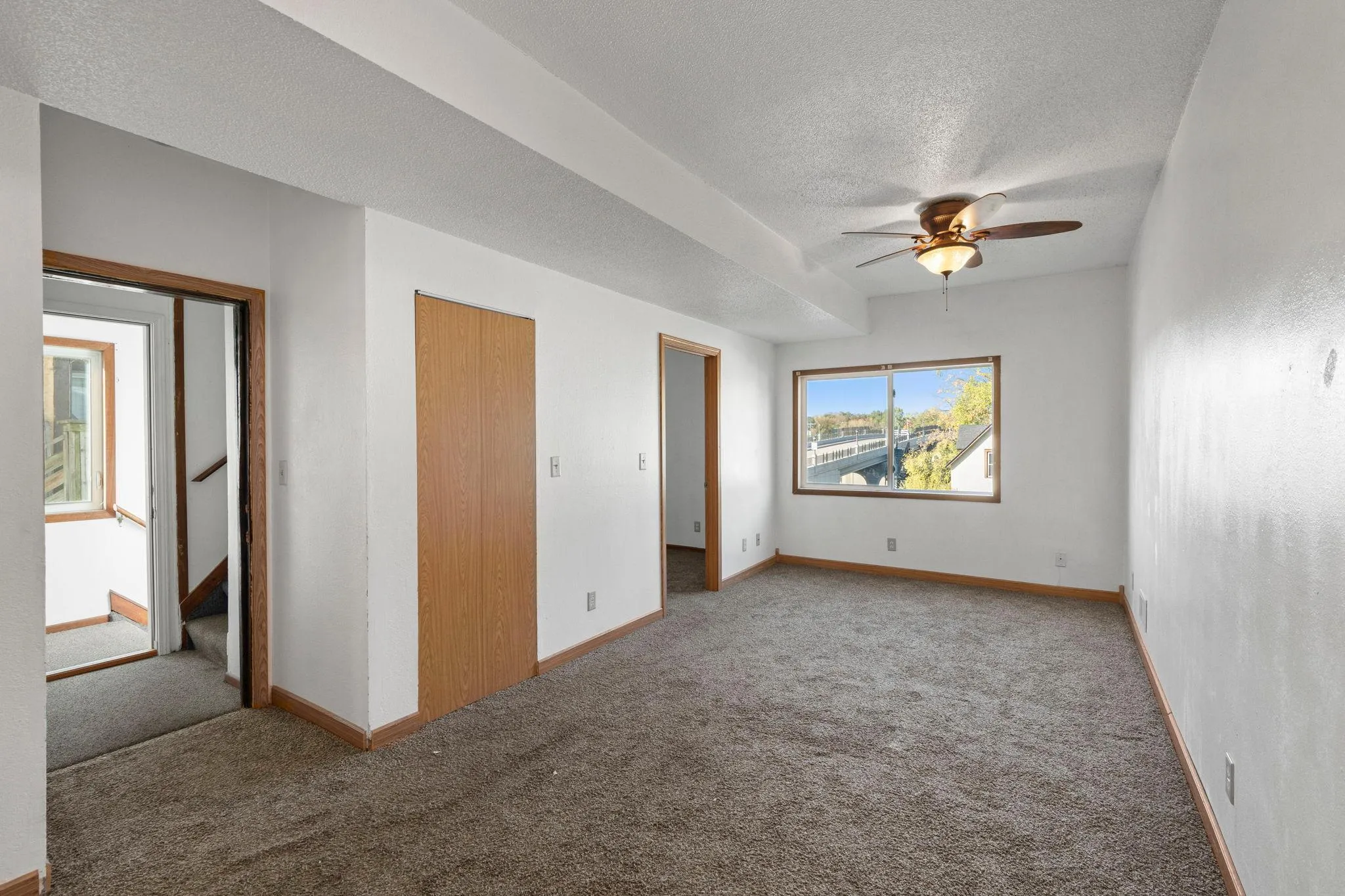 Photo 3 of 1066 Ross Avenue
