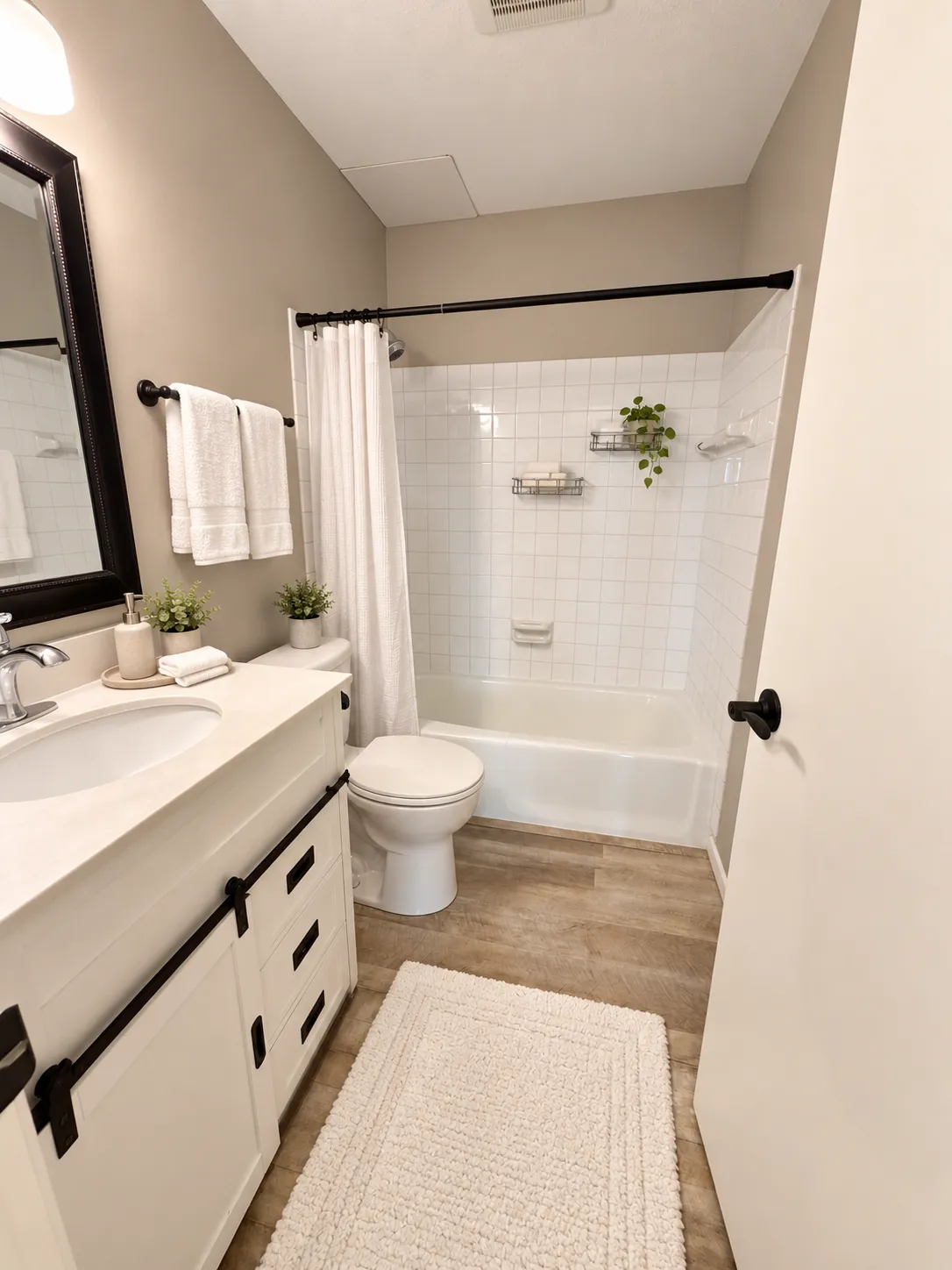 Photo 11 of 2800 Hillsboro N Avenue Unit 112