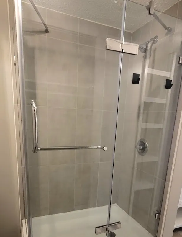 Photo 9 of 2800 Hillsboro N Avenue Unit 112
