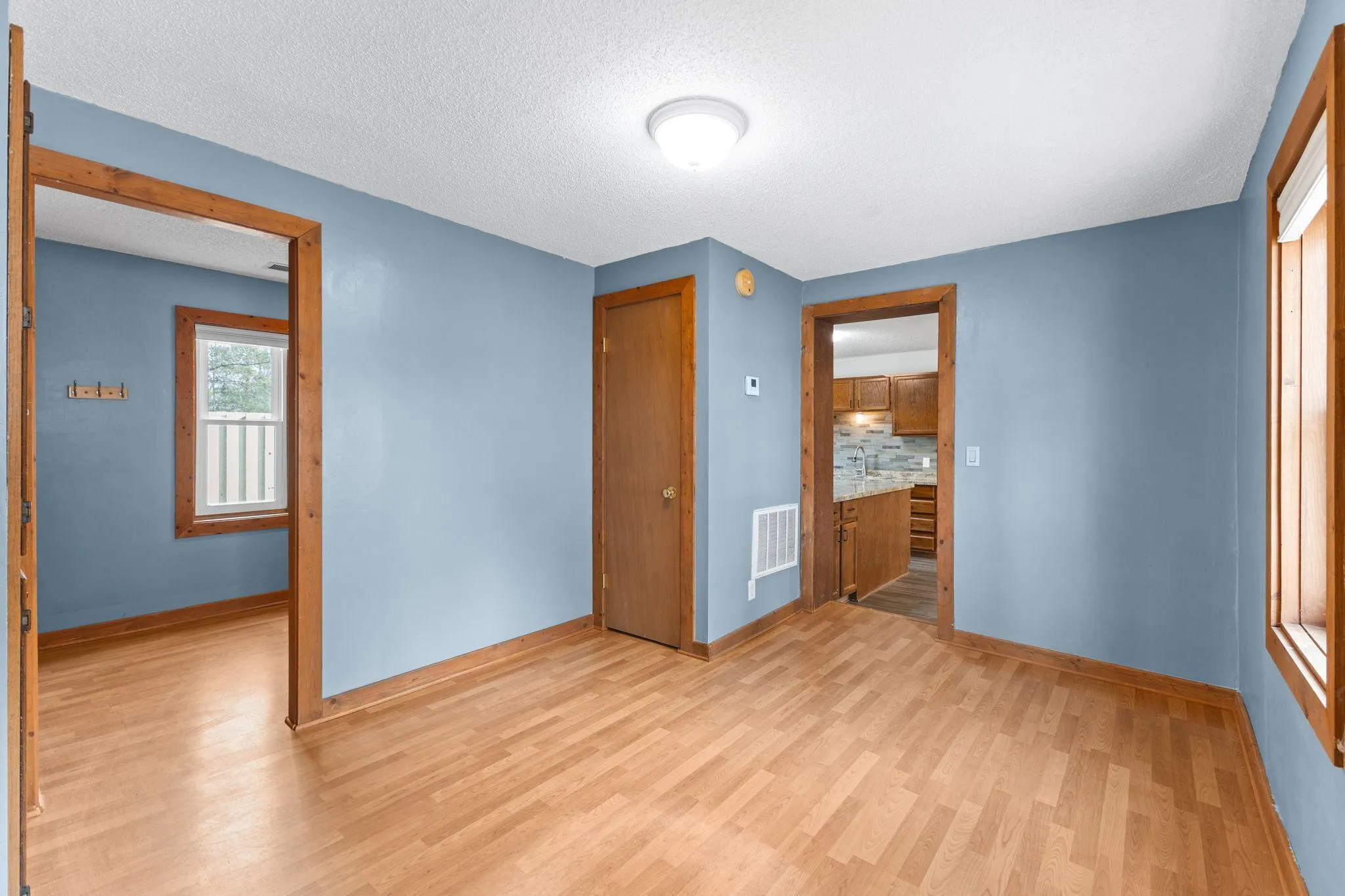 Photo 11 of 312 2nd N Street
