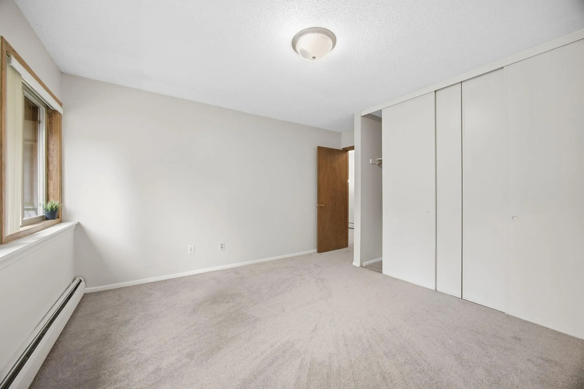 Photo 12 of 8242 Feemont S Avenue Unit #b