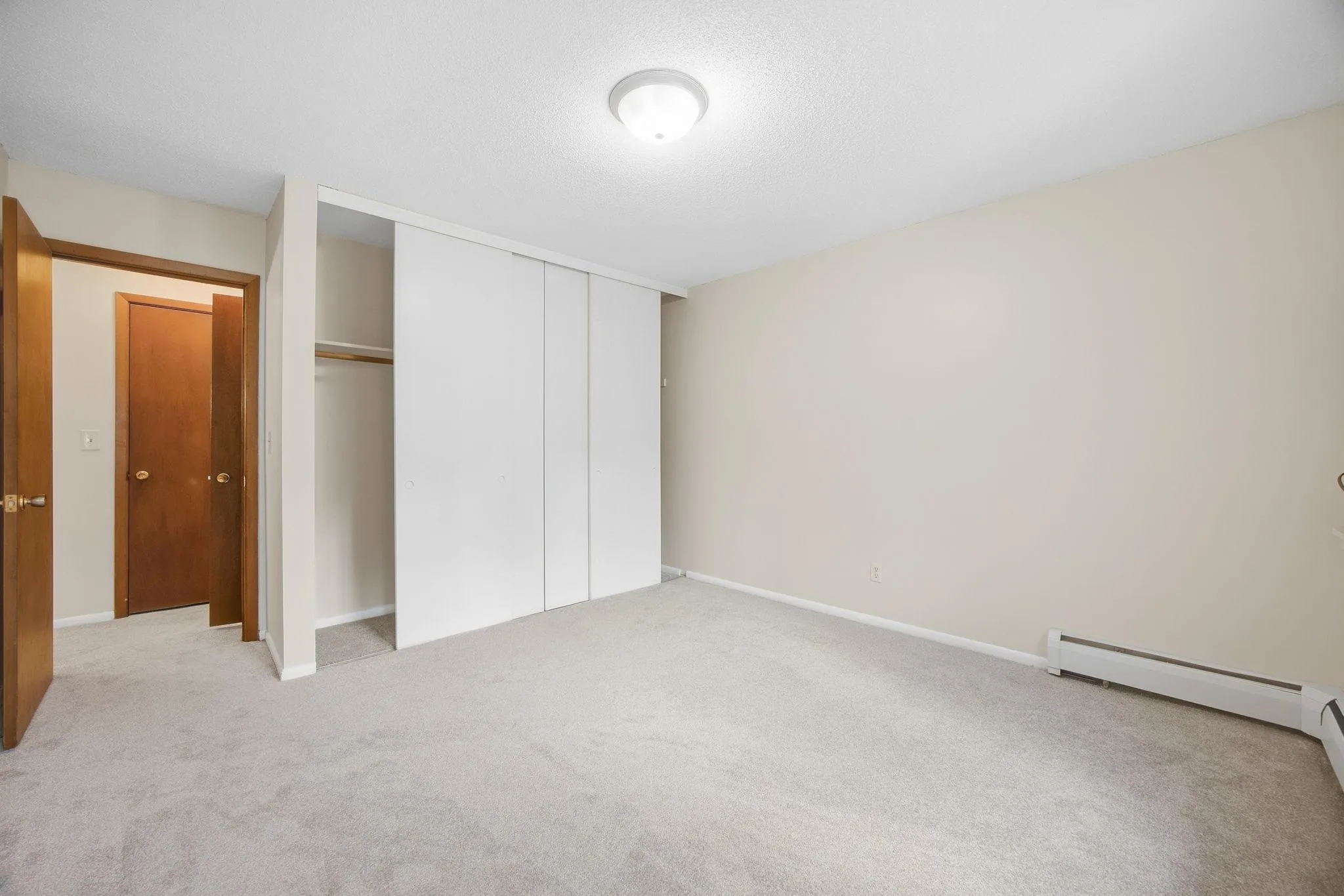 Photo 11 of 8242 Feemont S Avenue Unit #b