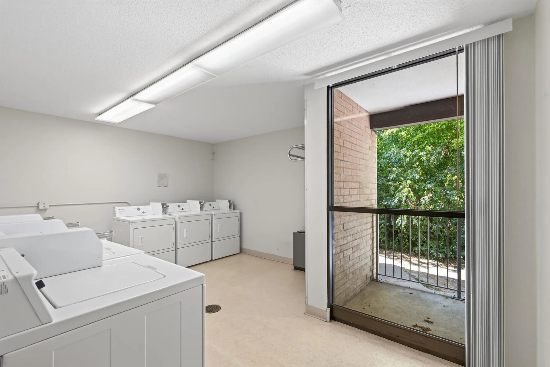 Photo 18 of 6730 Vernon S Avenue Unit 119