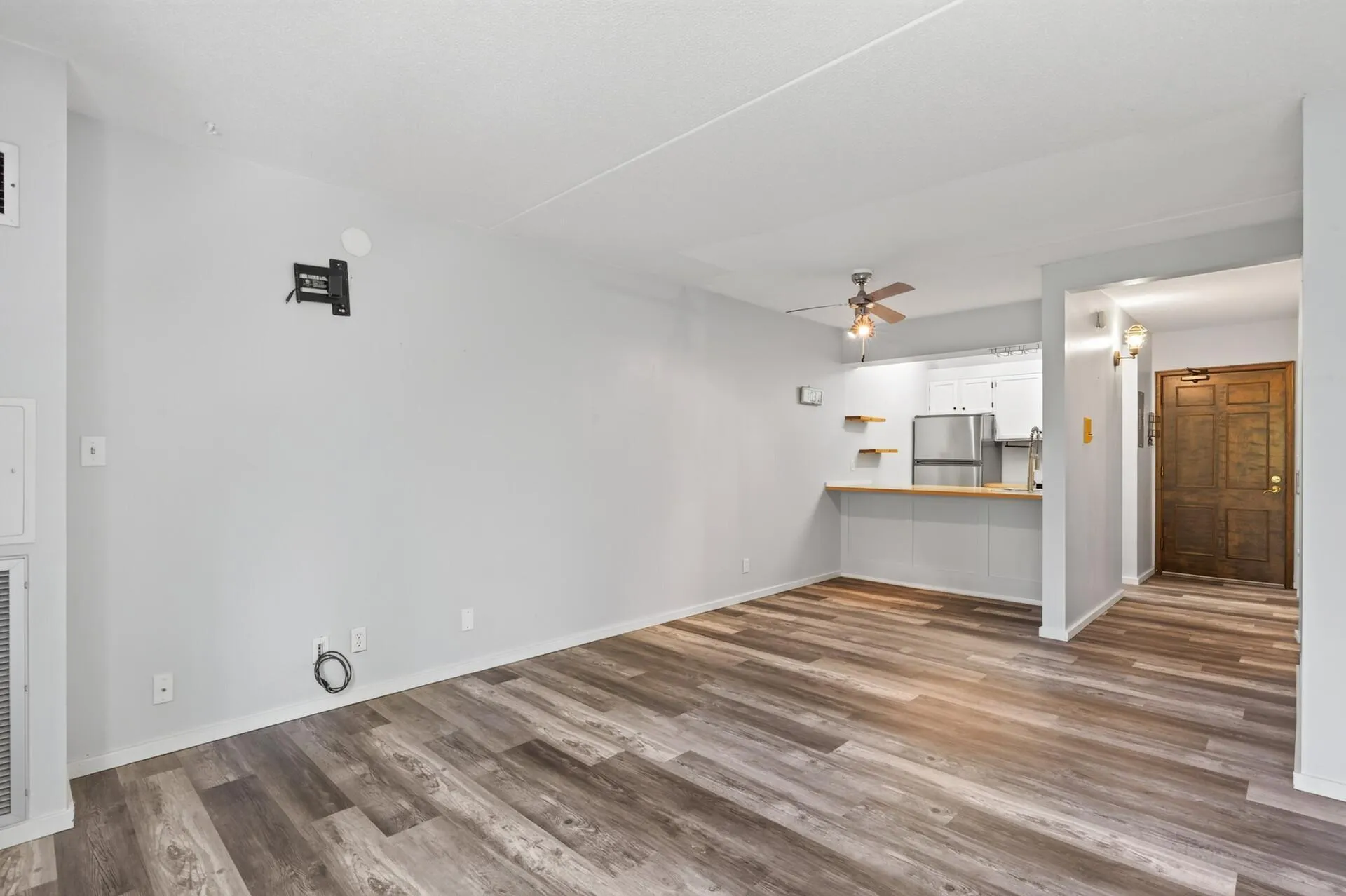Photo 11 of 6730 Vernon S Avenue Unit 119