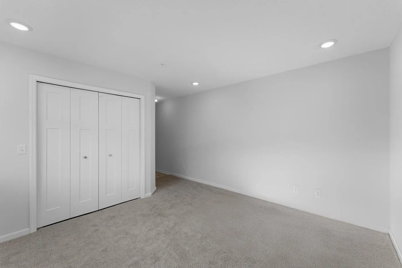 Photo 4 of 10356 Birchwood Circle