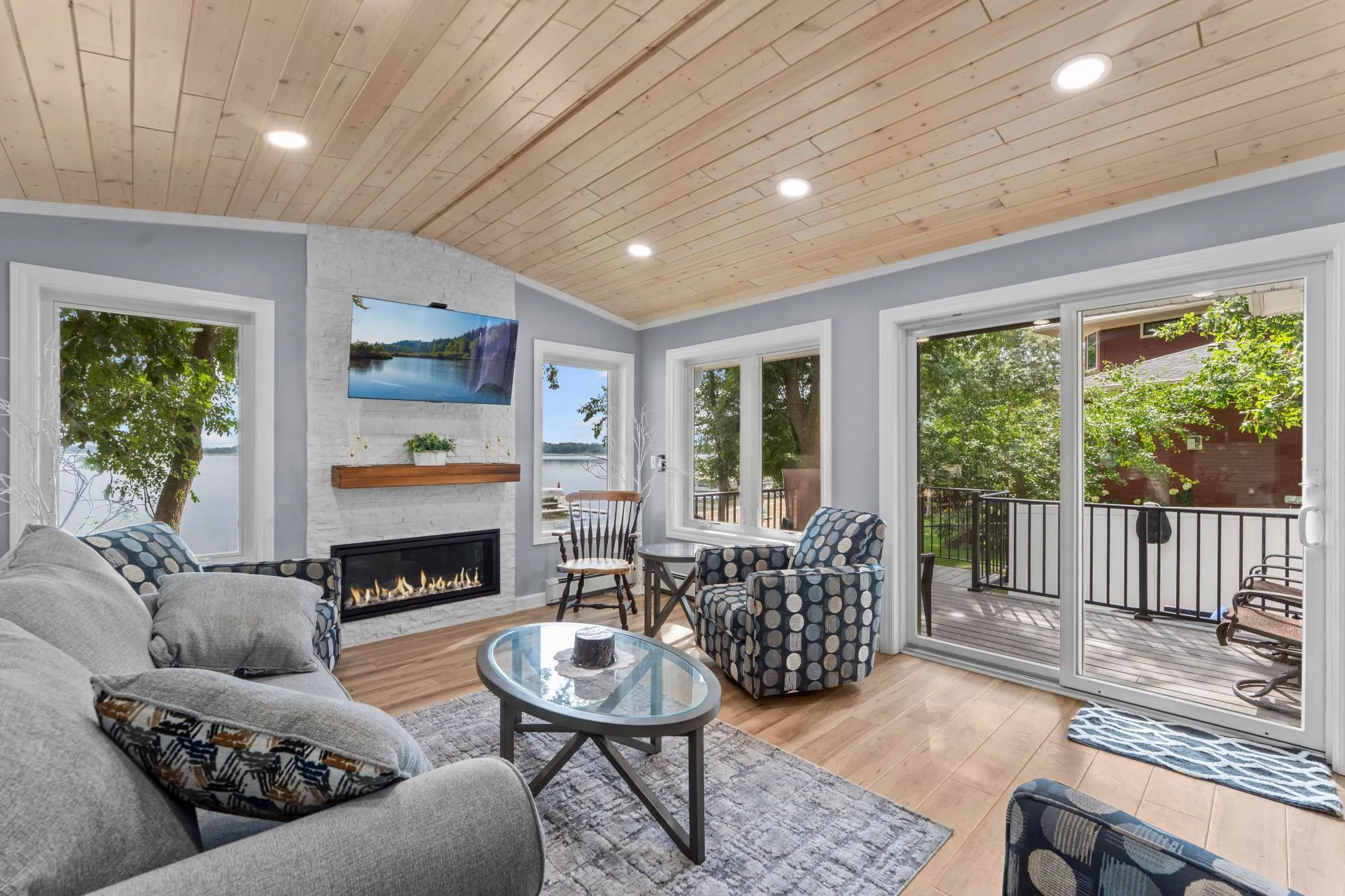 Photo 21 of 11325 Interlachen Road