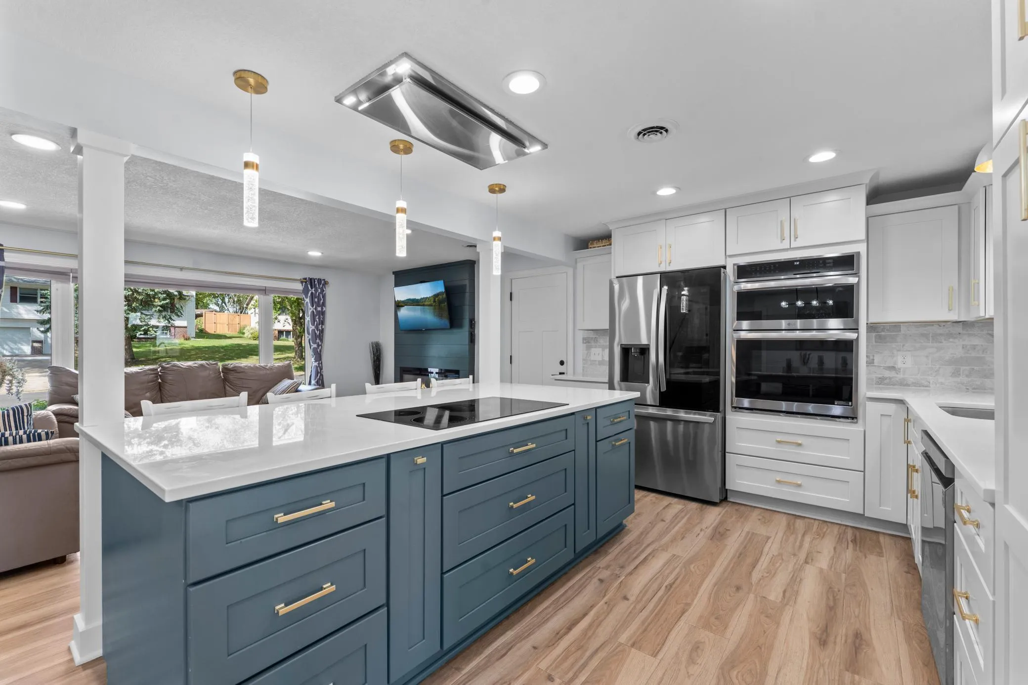 Photo 13 of 11325 Interlachen Road