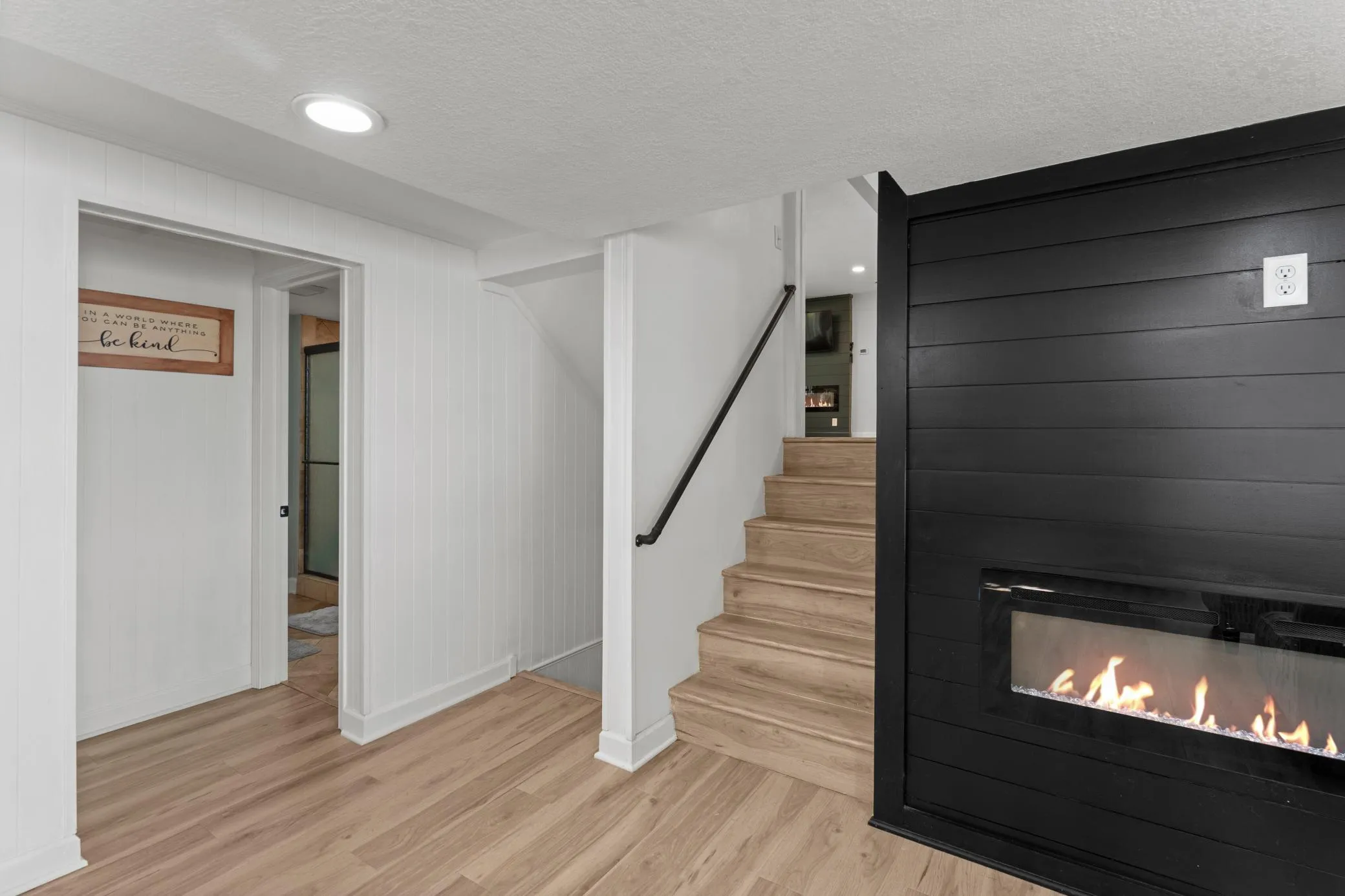 Photo 38 of 11325 Interlachen Road