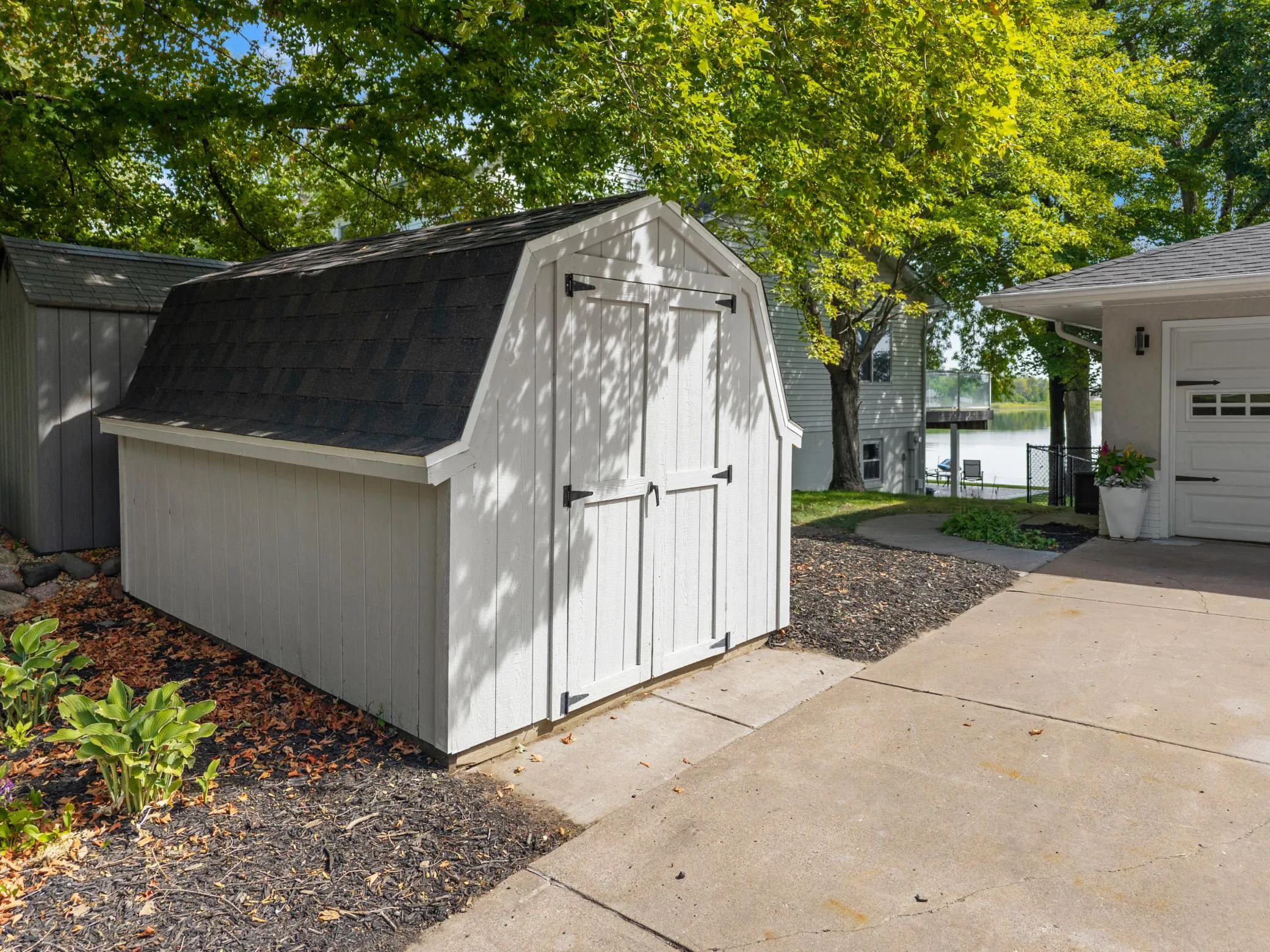 Photo 55 of 11325 Interlachen Road