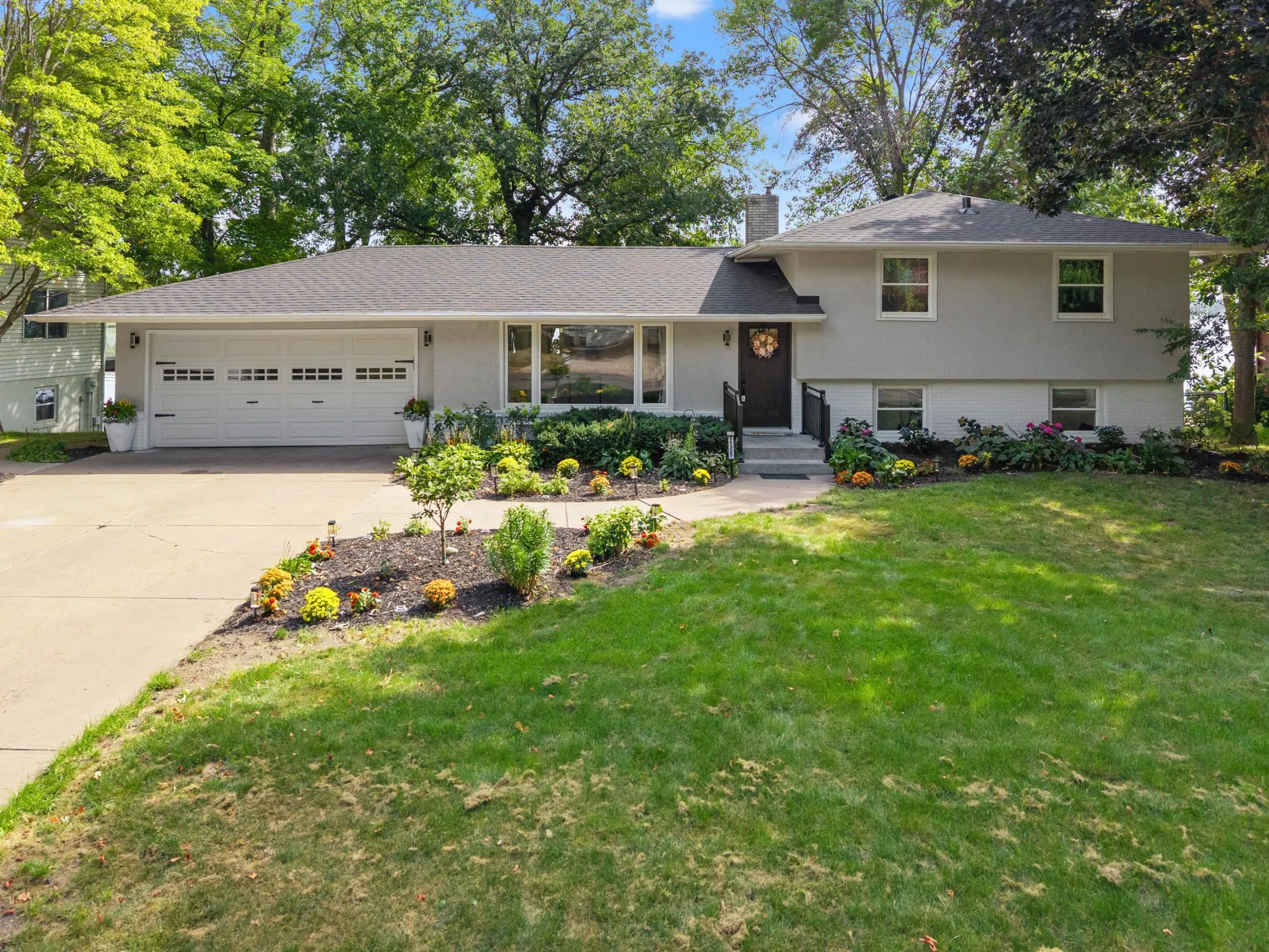 Photo 62 of 11325 Interlachen Road