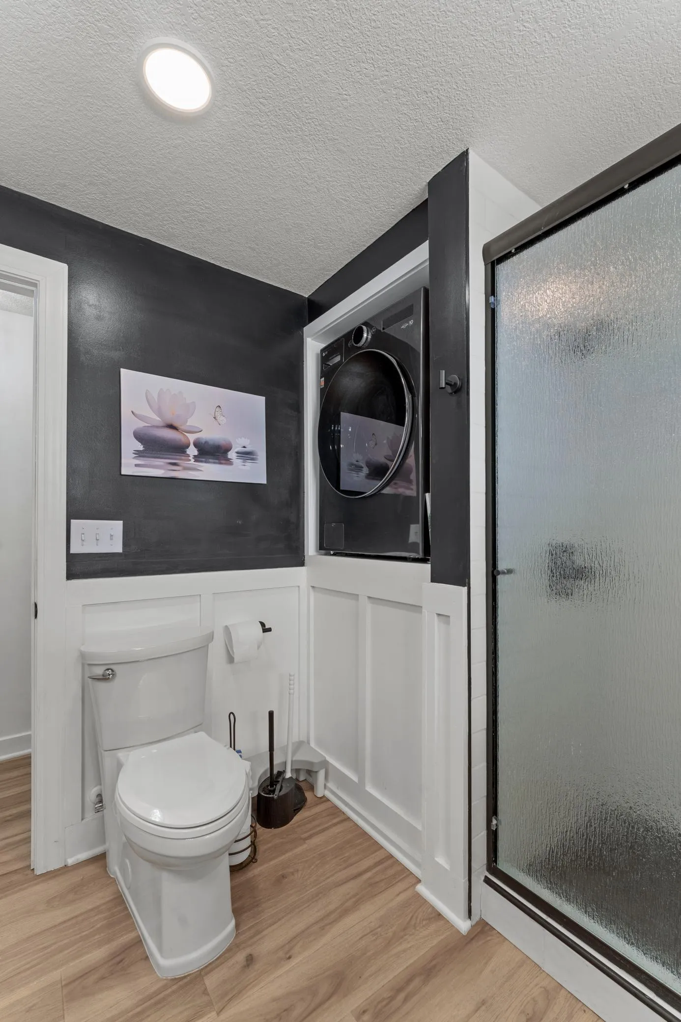 Photo 33 of 11325 Interlachen Road