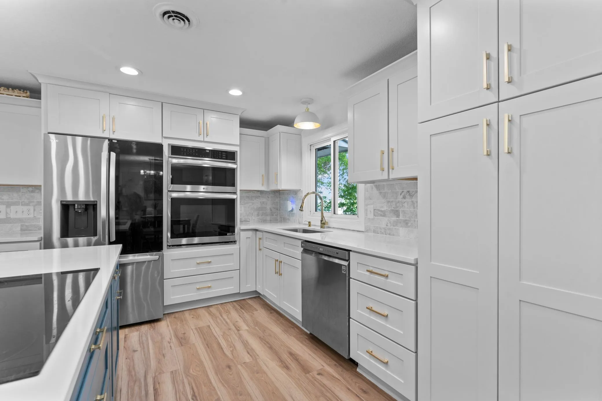 Photo 15 of 11325 Interlachen Road