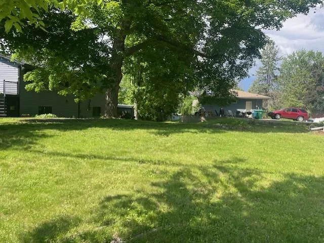 Photo 11 of 1689 Canary Lane