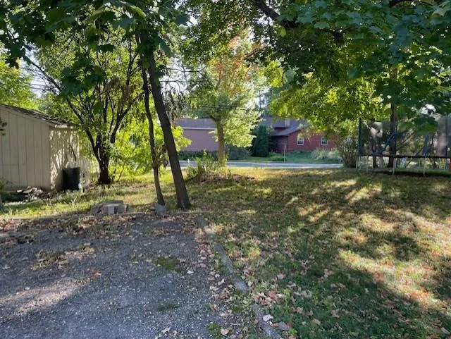 Photo 5 of 1689 Canary Lane