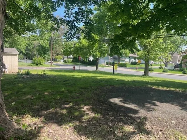 Photo 9 of 1689 Canary Lane