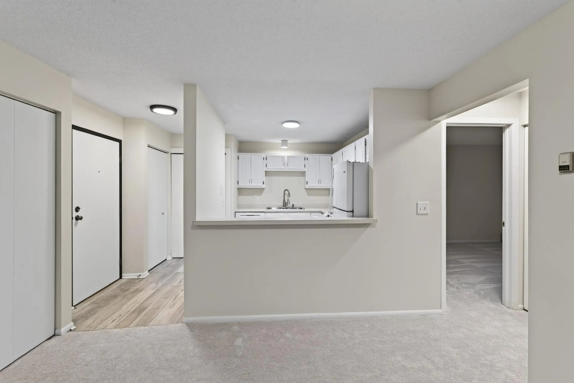 Photo 10 of 4625 Minnetonka Boulevard Unit 202
