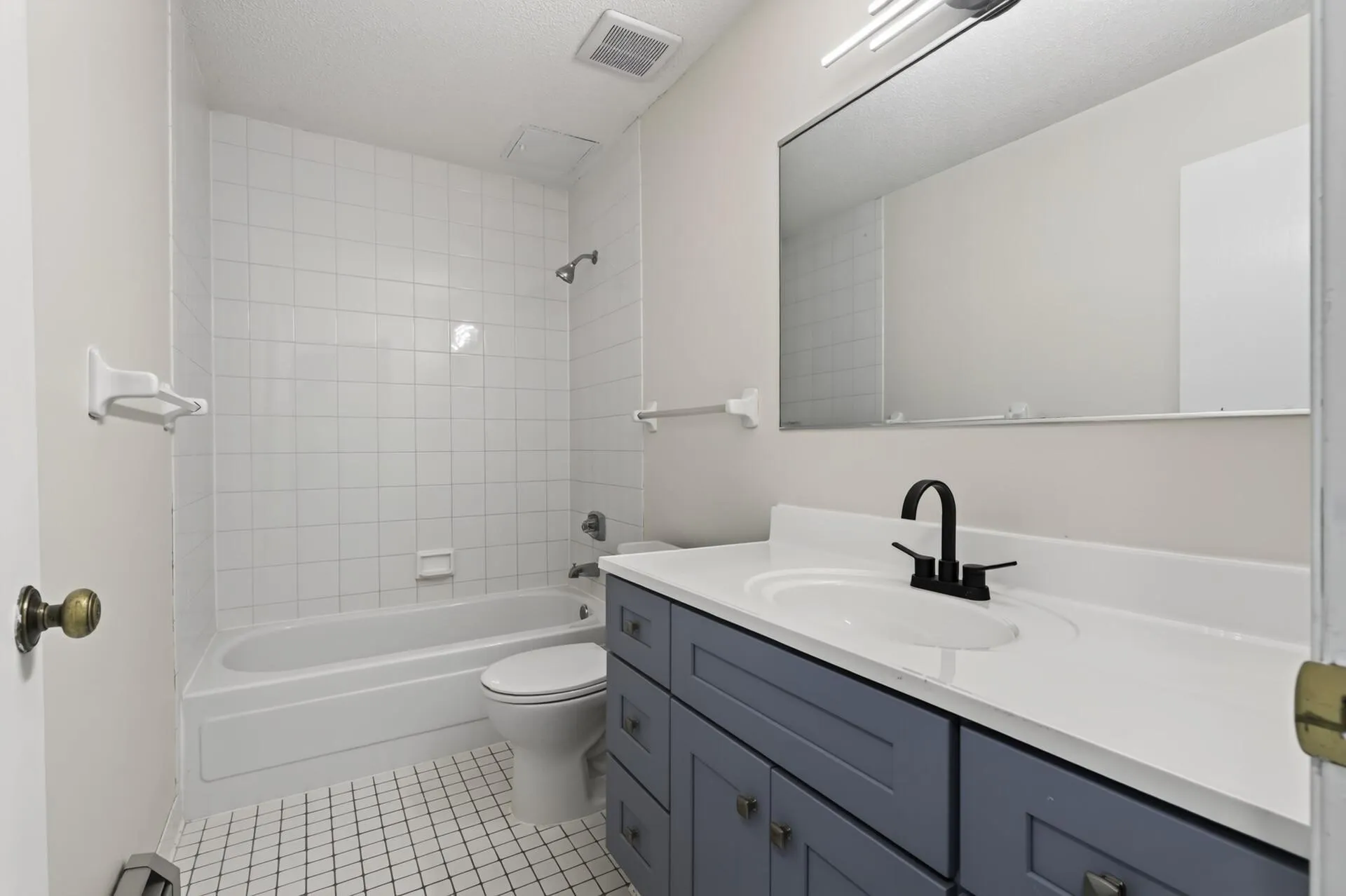 Photo 18 of 4625 Minnetonka Boulevard Unit 202