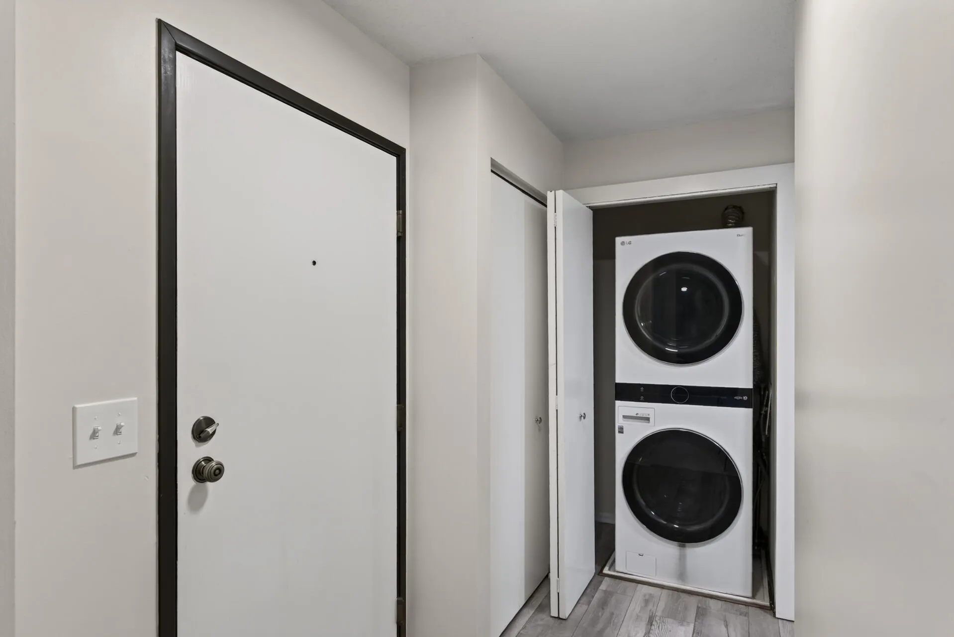 Photo 11 of 4625 Minnetonka Boulevard Unit 202