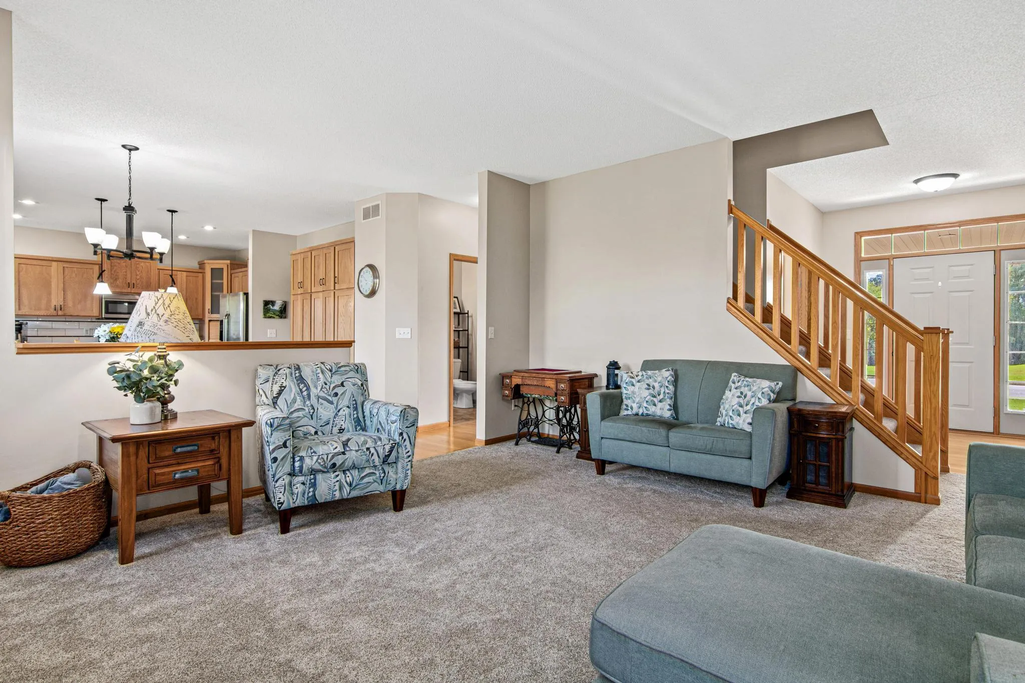 Photo 9 of 21394 Queen Nw Court