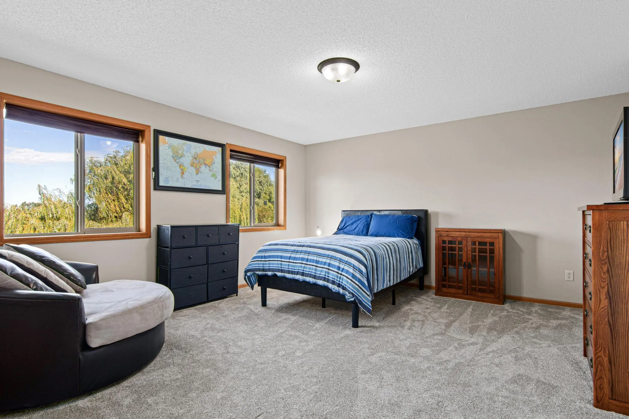 Photo 24 of 21394 Queen Nw Court