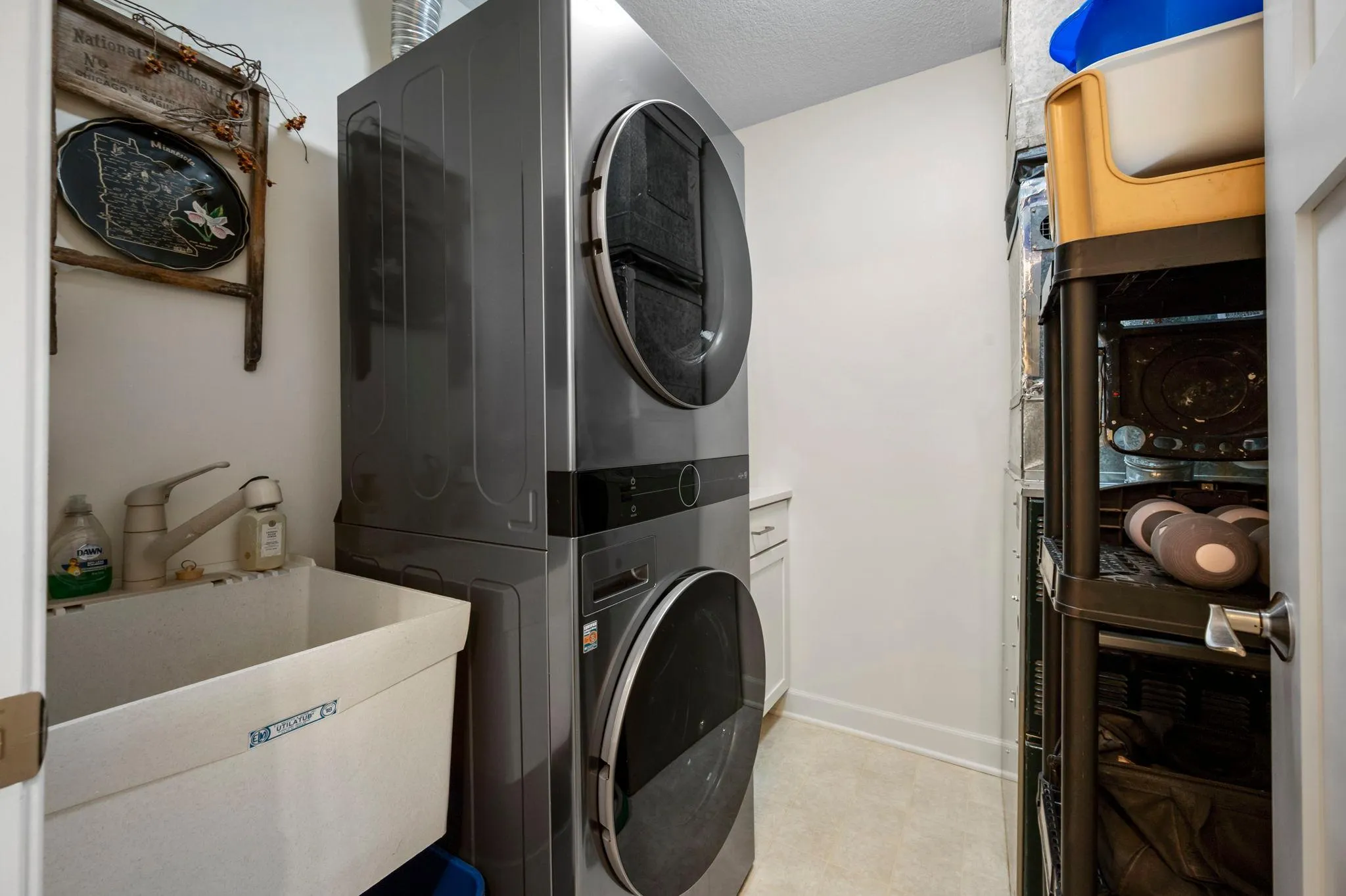Photo 18 of 2670 Commerce Boulevard Unit 102