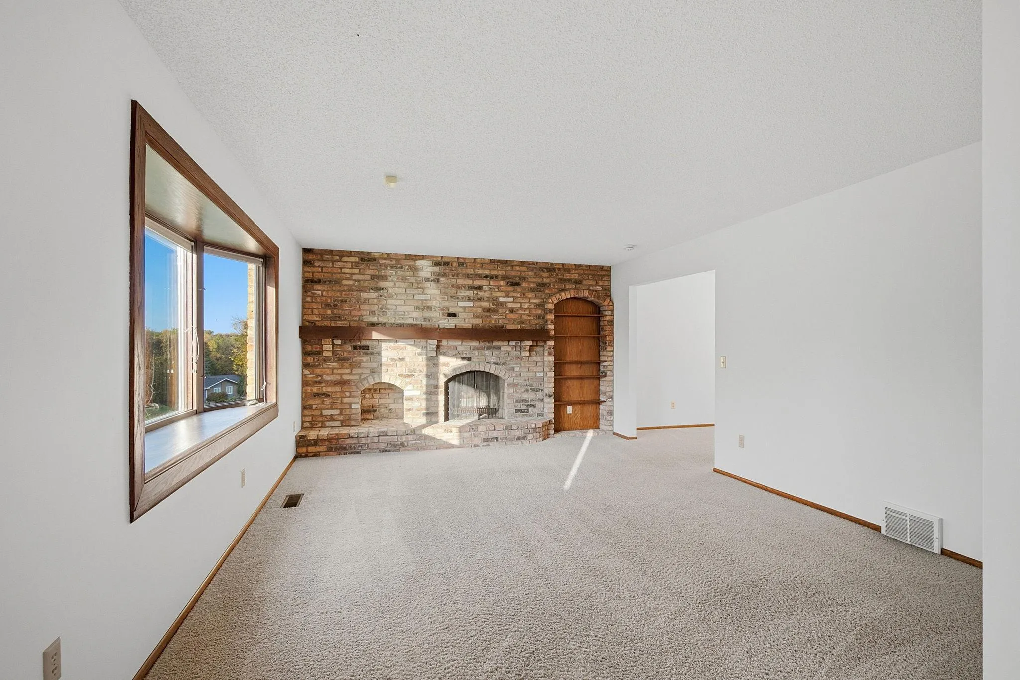 Photo 2 of 710 Windemere Drive