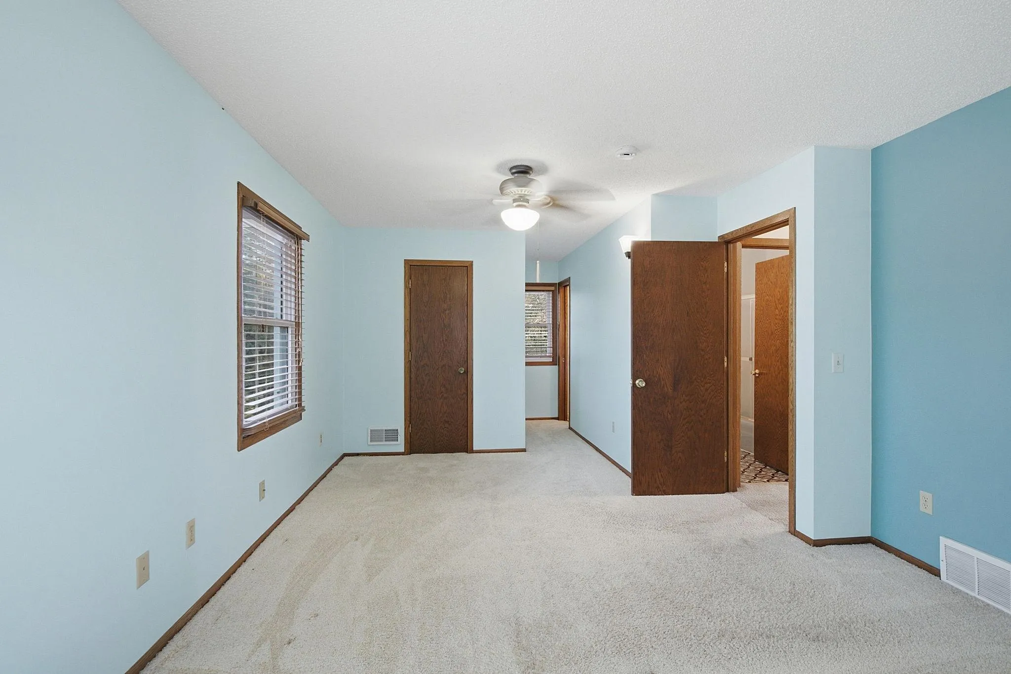 Photo 6 of 710 Windemere Drive