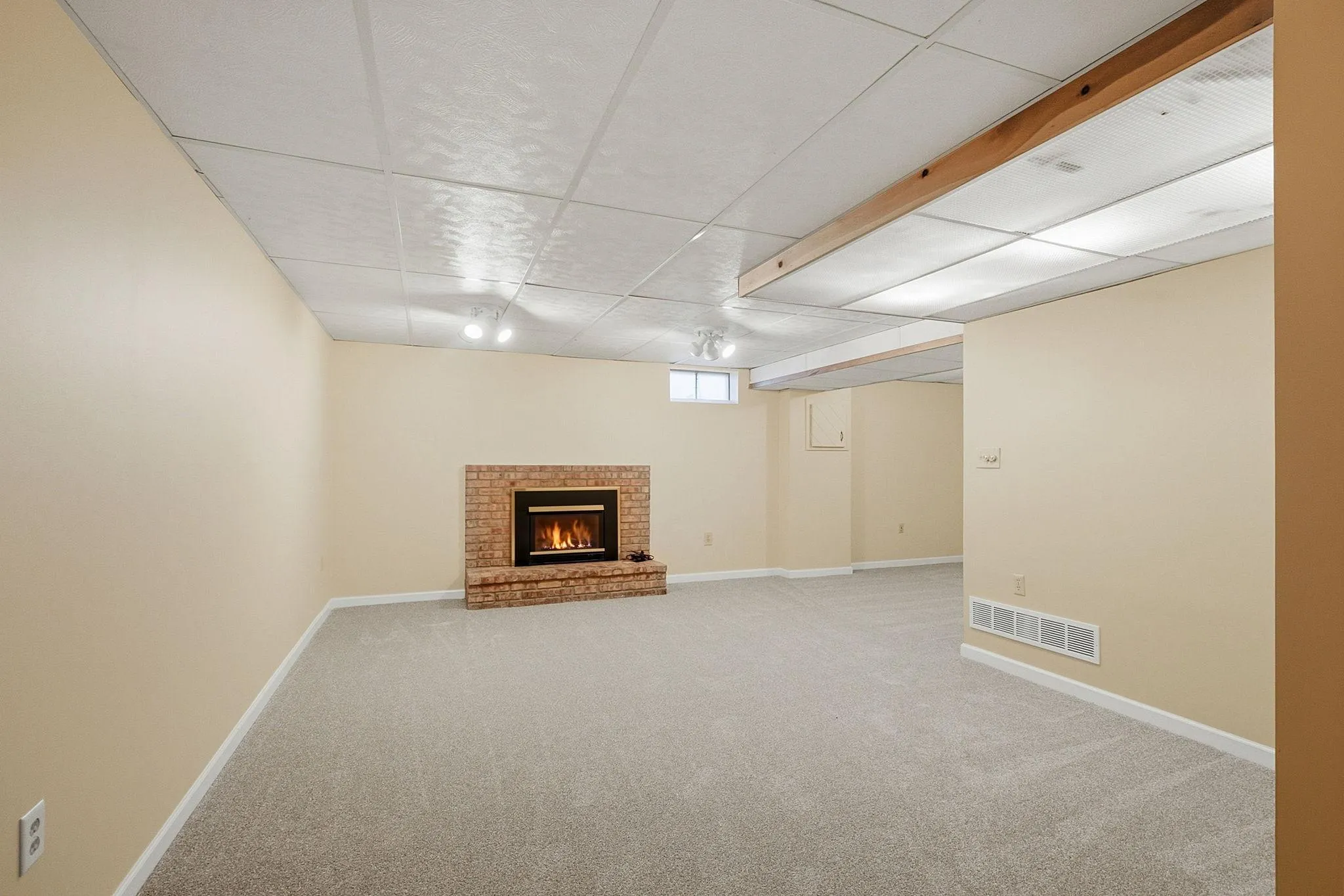 Photo 4 of 710 Windemere Drive