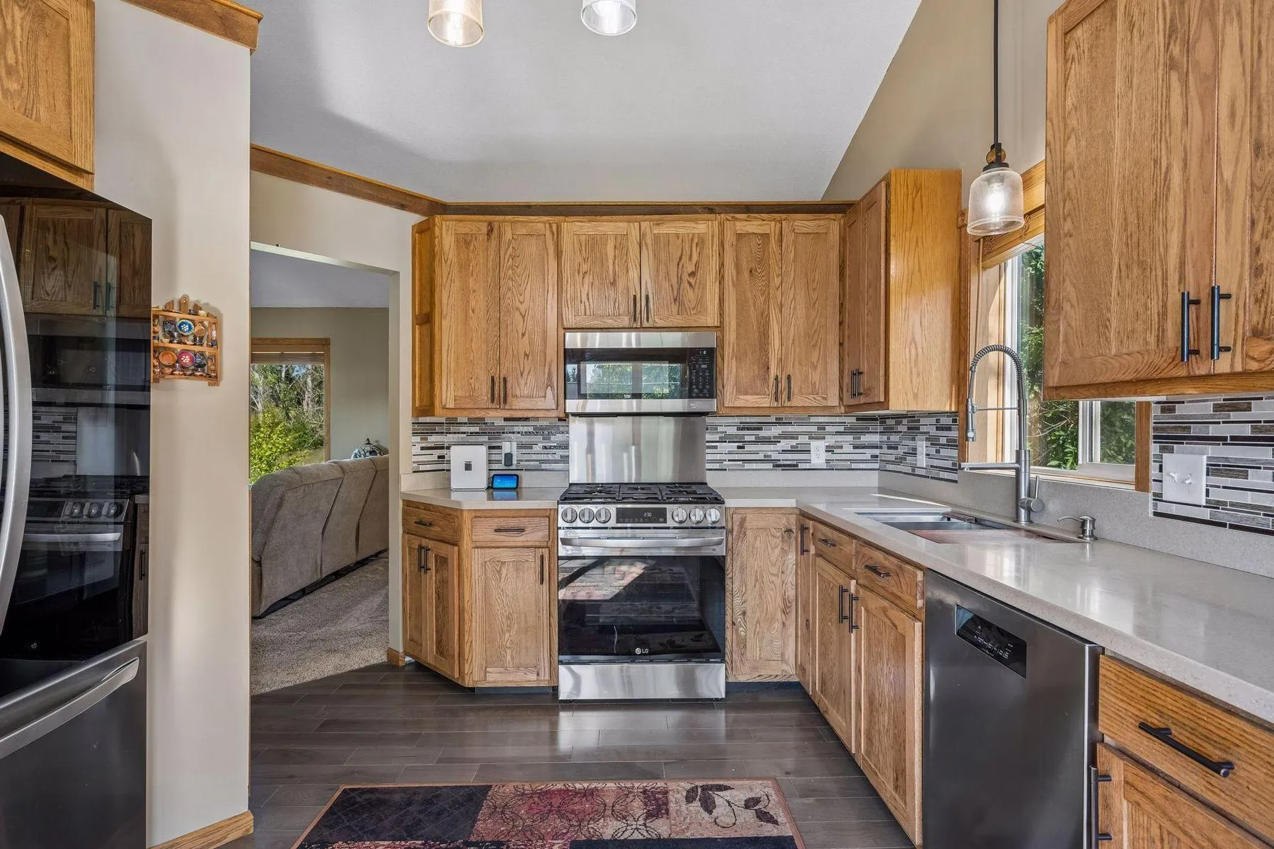 Photo 18 of 40533 Golden Avenue