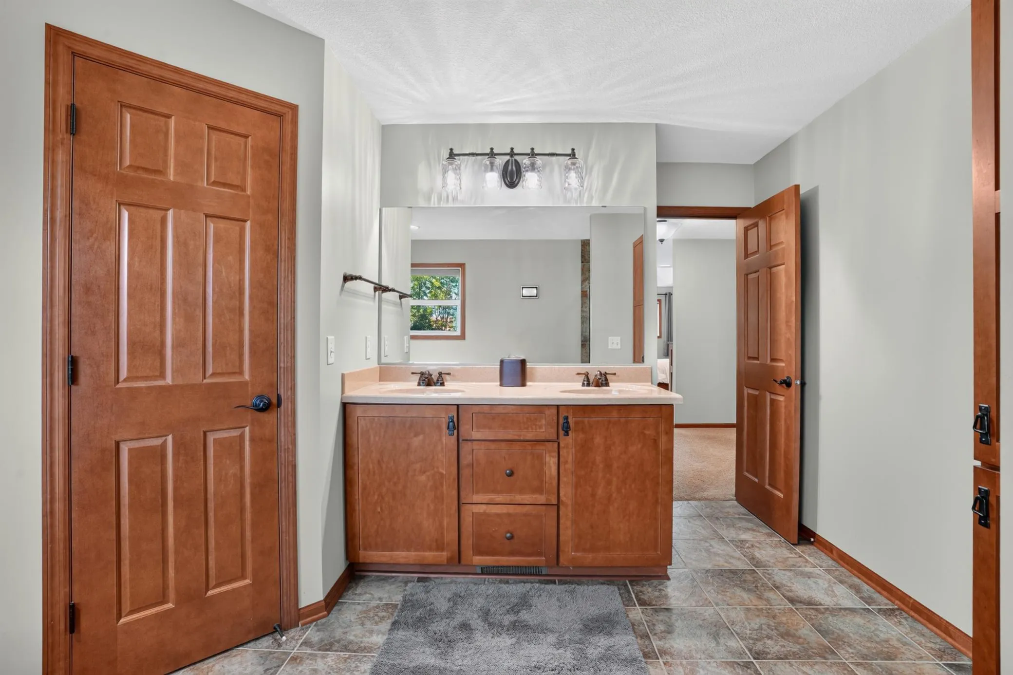 Photo 28 of 15211 Plumstone Drive