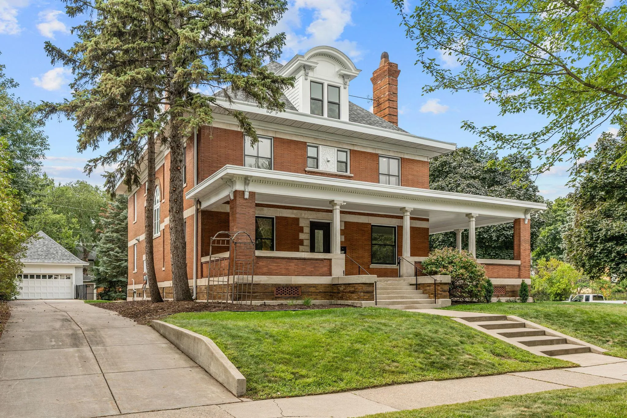 Photo 17 of 794 Lincoln Avenue