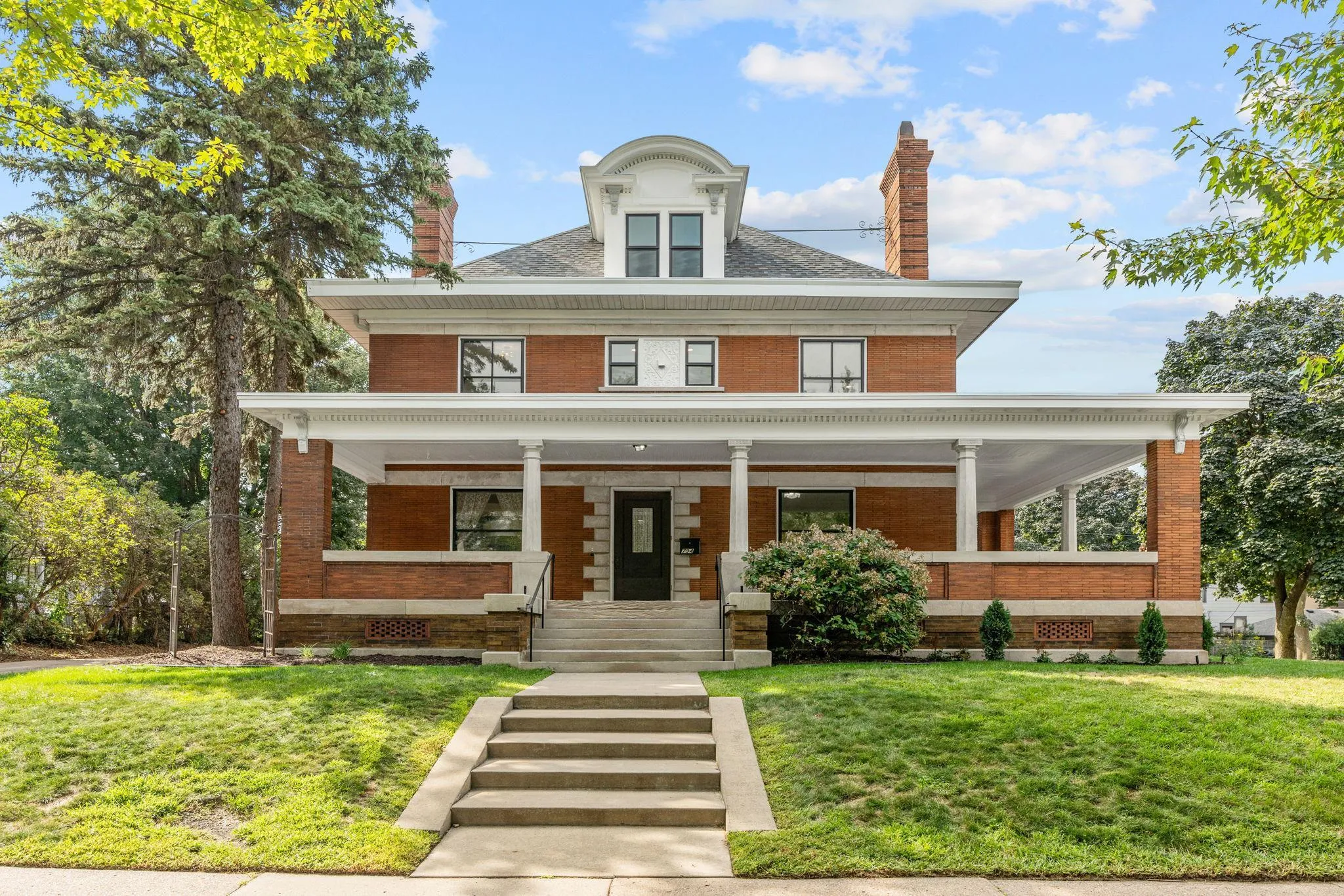 Photo 14 of 794 Lincoln Avenue