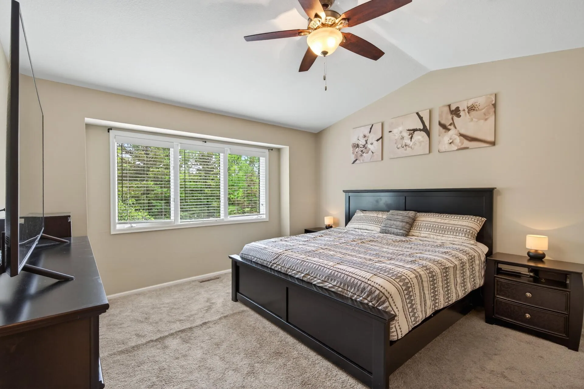 Photo 23 of 4302 Mccoll Drive