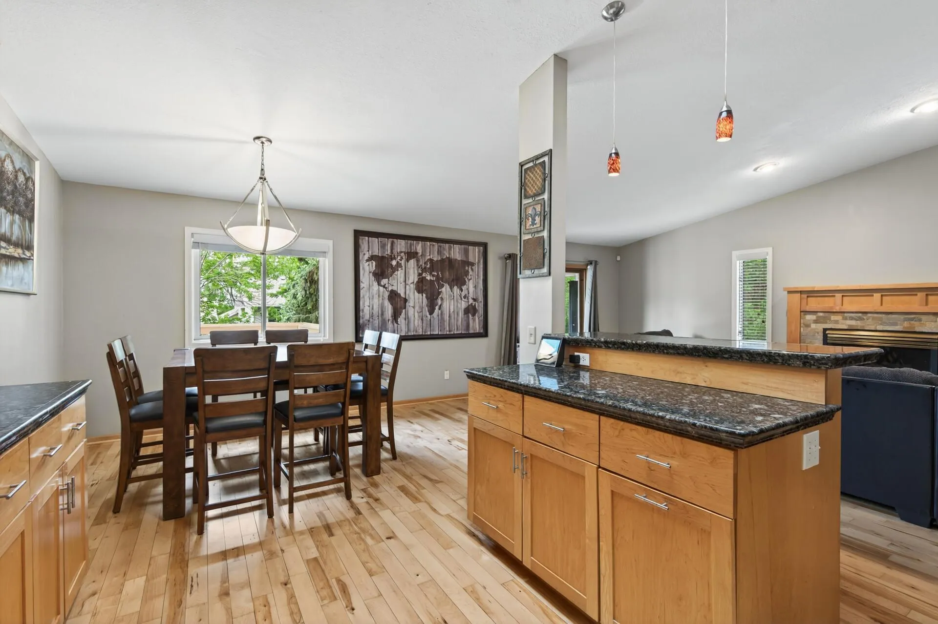 Photo 16 of 4302 Mccoll Drive