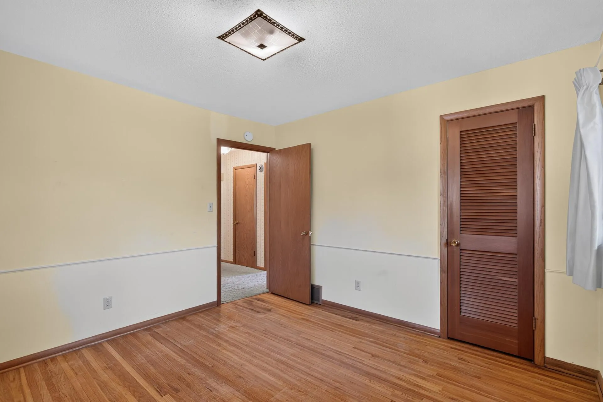 Photo 25 of 600 Utah S Avenue