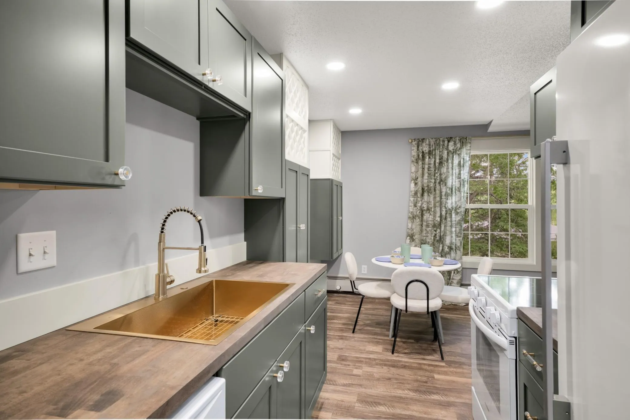 Photo 4 of 1004 Westbrooke Way Unit 8